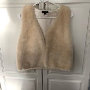 A.Peach Faux Fur Vest size S